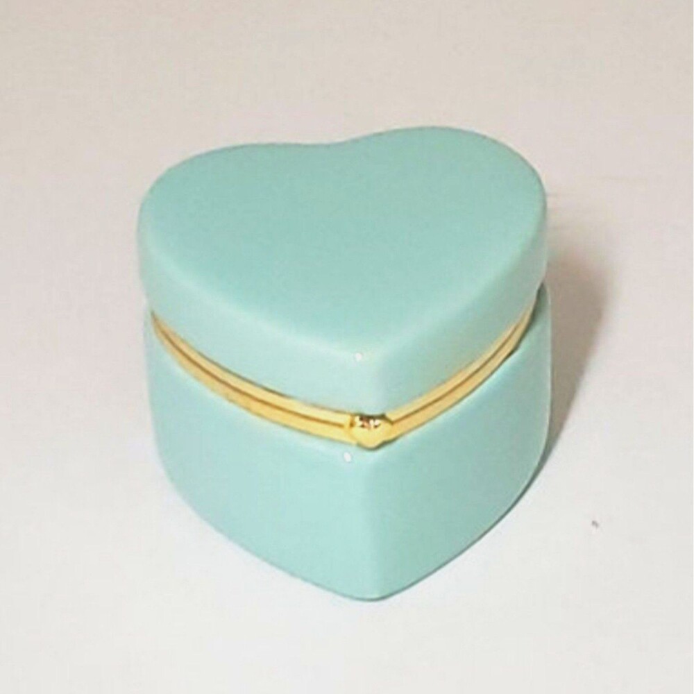 Vintage Style Mint Green Blue Ceramic Heart Trinket Box Gold Hinged Jewelry Case